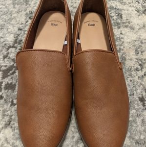 Brown flats